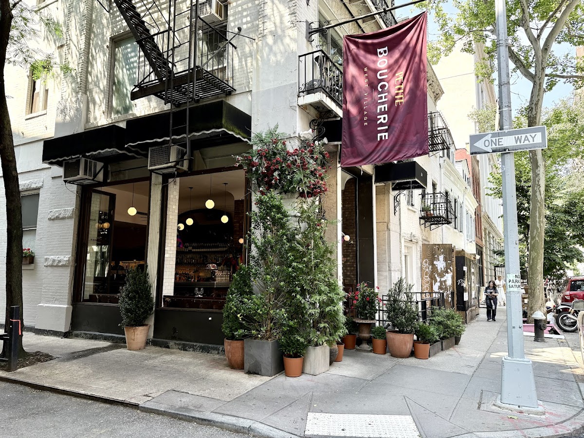 Petite Boucherie — Restaurant